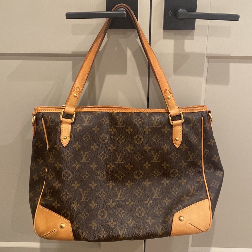 Authentic Louis Vuitton Shoulder Bag - Picture 5 of 11